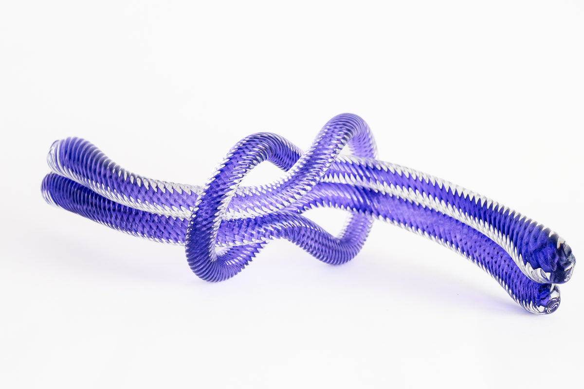 Love Knot | Glass