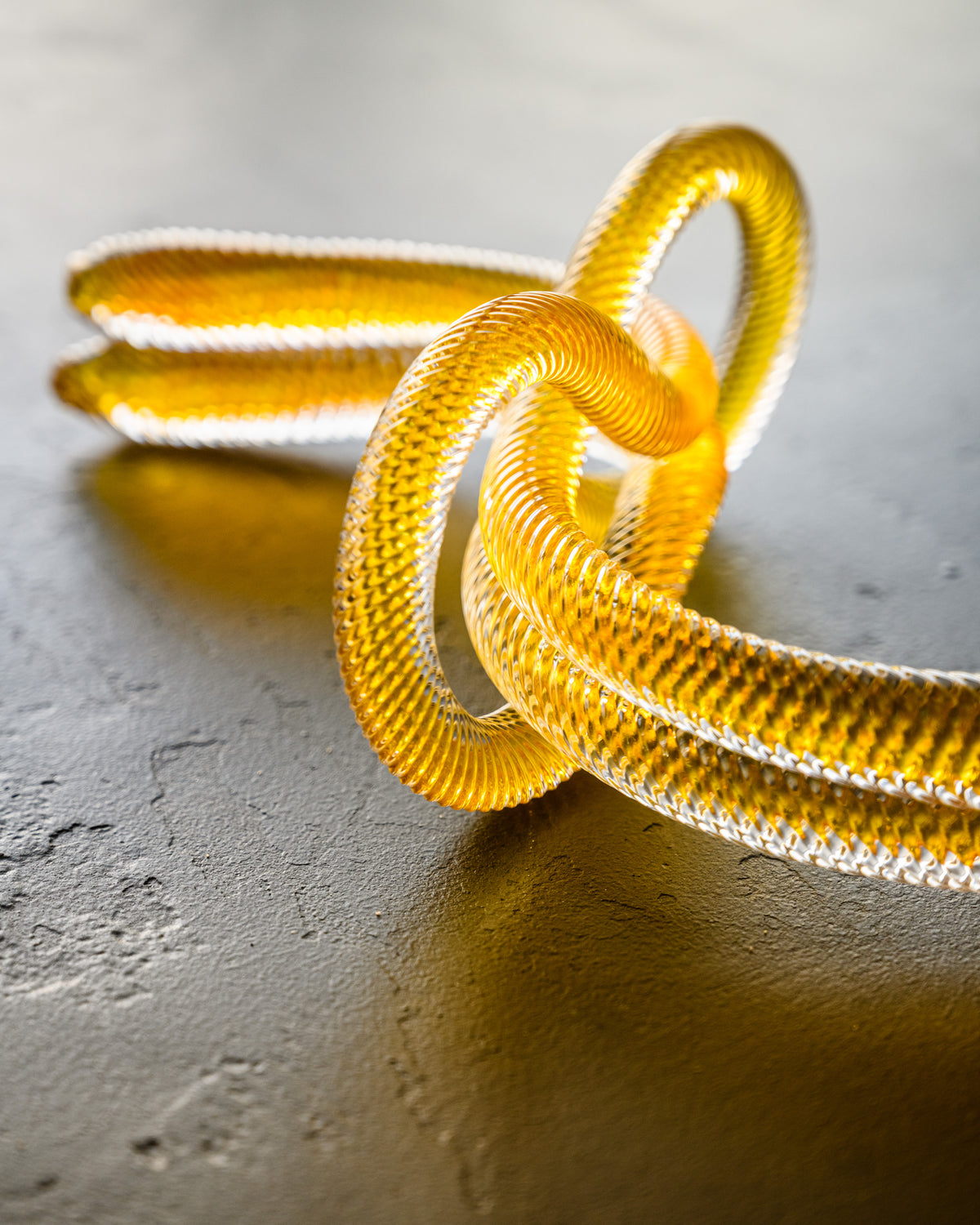 Love Knot | Glass