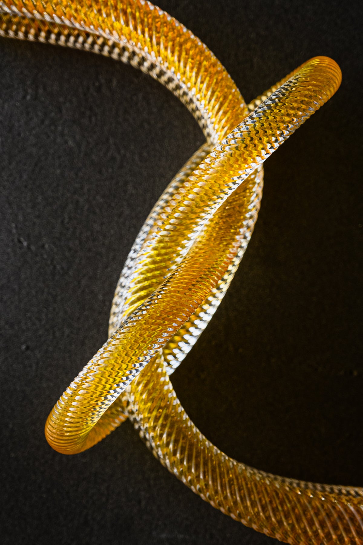 Love Knot | Glass