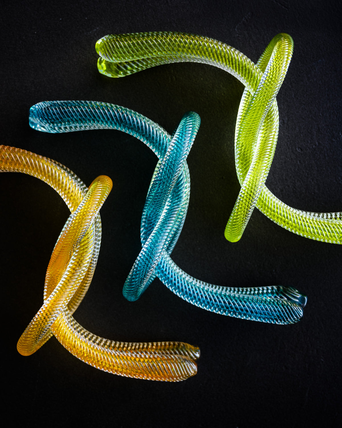 Love Knot | Glass